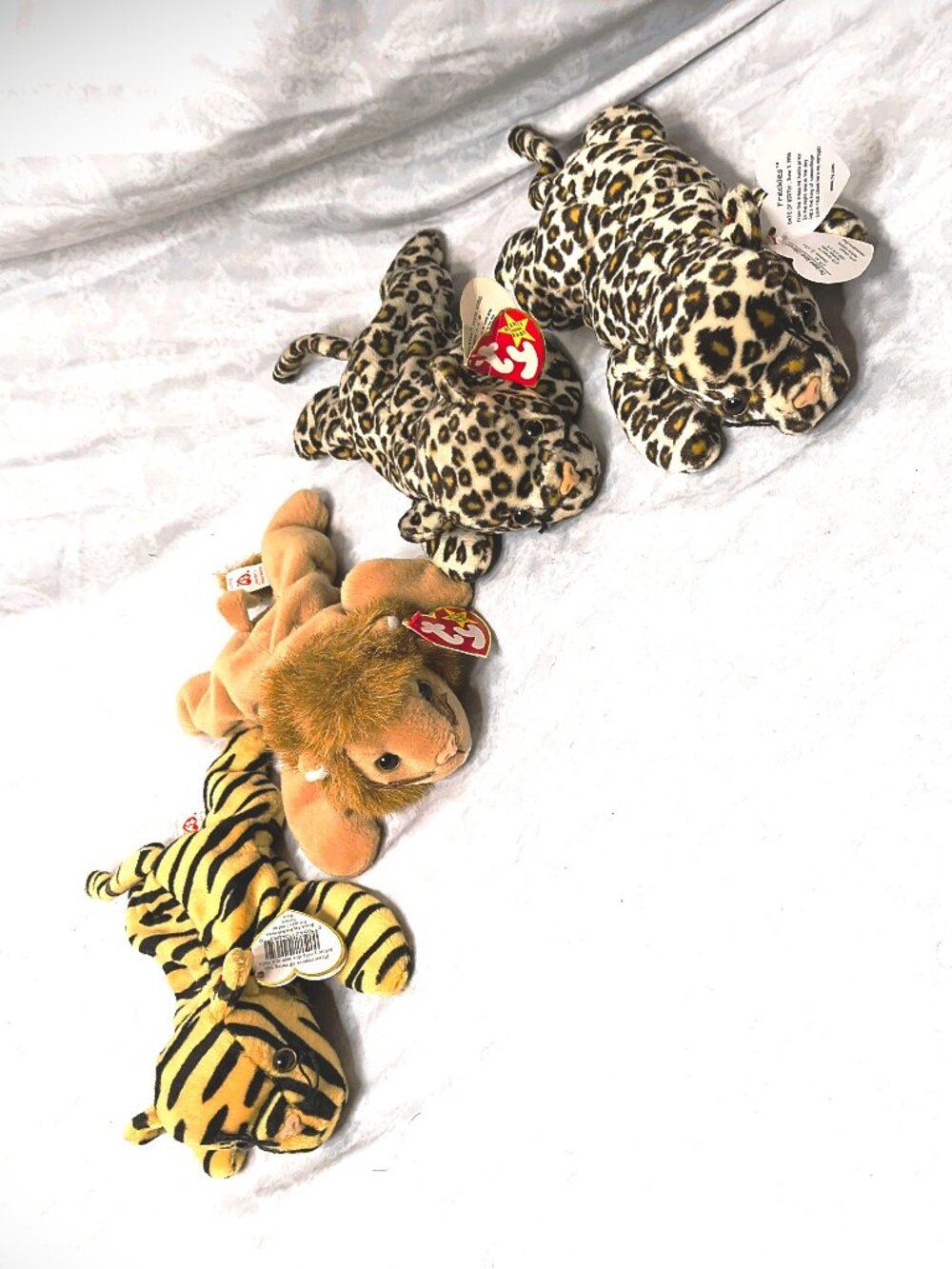 Lot of 4 Big Cats TY Beanie Babies - 2 different bday Freckles - Roary - Stripes